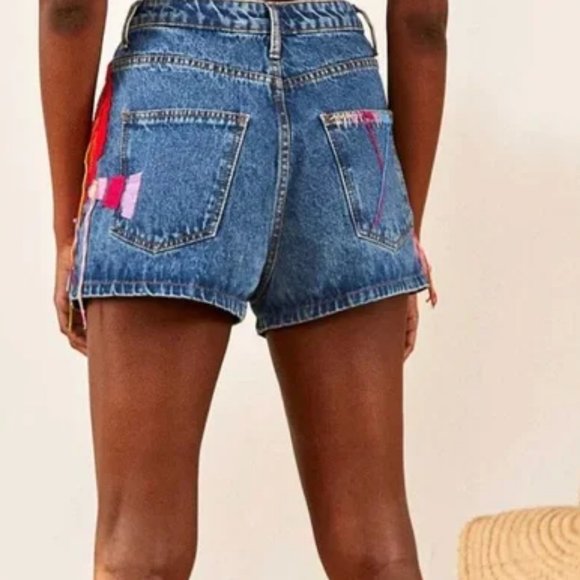 Farm x Anthropologie Colorful Birds Denim Shorts - Picture 3 of 8